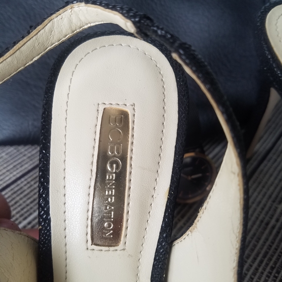 NWOT- BCBGeneration Black Slingback Heels - Picture 3 of 8